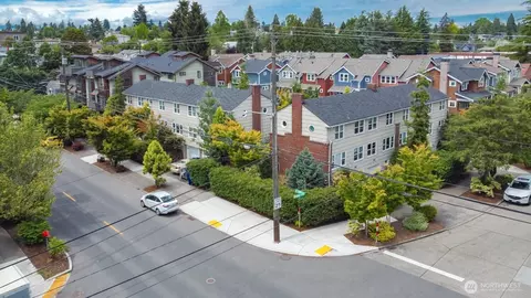 8001 Densmore Ave N, Seattle, WA 98103