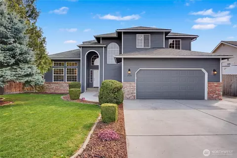 1929 Hideaway Pl, Wenatchee, WA 98801