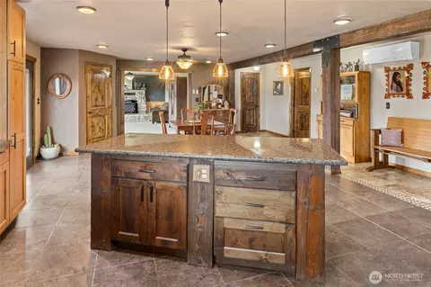 Kitchen - 3661 E Taneum Rd, Thorp, WA 98946 photo 5 of 5