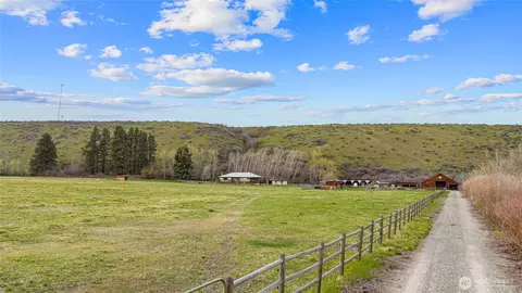 Other - 3661 E Taneum Rd, Thorp, WA 98946 photo 6 of 9