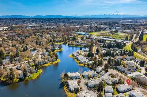 5505 S 236th Pl, Kent, WA 98032