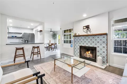 14007 NE 181st St #F-104, Woodinville, WA 98072