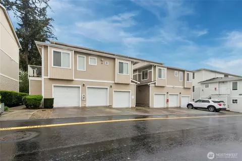 Exterior - 14915 38th Dr SE #II1033, Bothell, WA 98012 photo 2 of 3