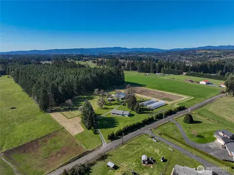 View/Area - 217 Bay Rd, Winlock, WA 98596 photo 2 of 4