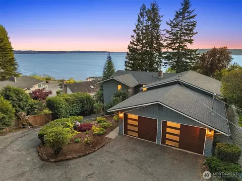 115 S 214th St, Normandy Park, WA 98198