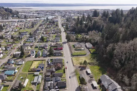 905 Lincoln St, Hoquiam, WA 98550