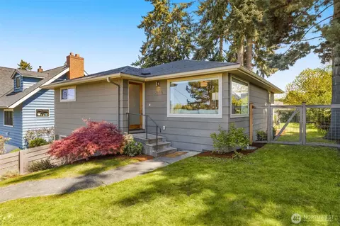 3016 50th Ave SW, Seattle, WA 98116