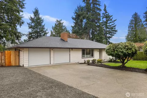 20407 30th Ave W, Lynnwood, WA 98036