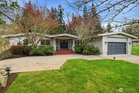 2506 159th Ave SE, Bellevue, WA 98008