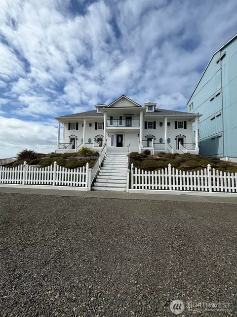 1341 Ocean Shores Blvd SW #5, Ocean Shores, WA 98569