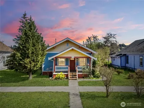 1014 B St, Centralia, WA 98531