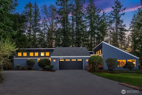 21221 SE 13th Pl, Sammamish, WA 98075