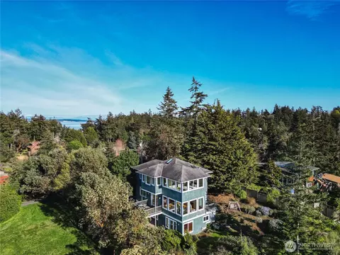 1805 Willow St, Port Townsend, WA 98368