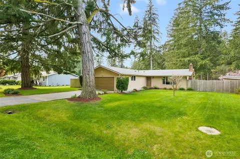 3445 Eagle Dr NE, Olympia, WA 98516
