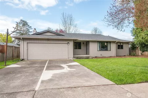 5628 Finch Dr, Longview, WA 98632