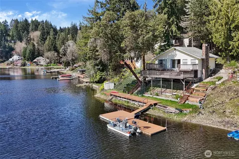 5042 Raccoon Valley Rd SE, Olympia, WA 98513