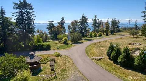 2128 Seabright Loop, Point Roberts, WA 98281 photo 5
