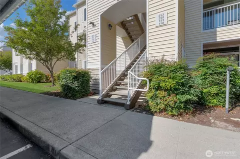 10113 186th St E #257, Puyallup, WA 98375