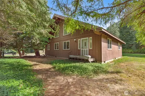 9605 E Leavenworth Rd, Leavenworth, WA 98826