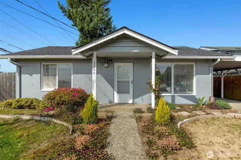 3300 NE 7th Pl, Renton, WA 98056