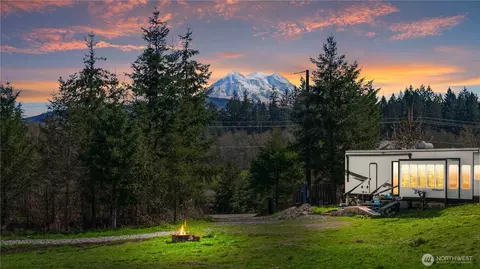 38636 Eatonville Cut Off Rd E, Eatonville, WA 98328