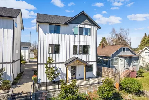 8451 18th Ave SW, Seattle, WA 98106