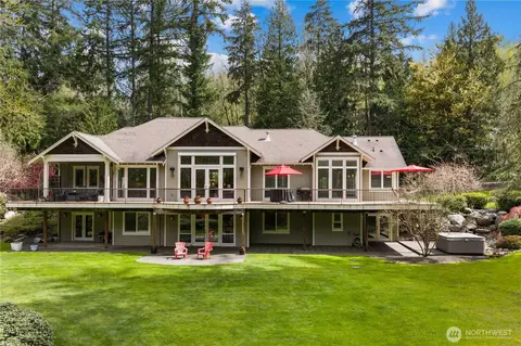 4727 NE Rova Rd, Poulsbo, WA 98370
