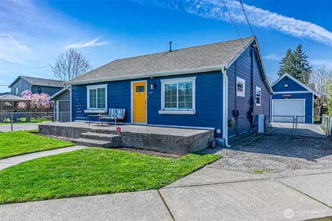 411 Corrin Ave SE, Orting, WA 98360