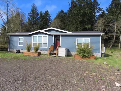 1321 S Melbourne Ct, Westport, WA 98595