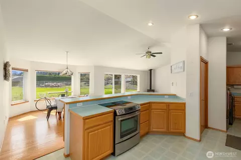Kitchen - 52 Mccomb Rd, Sequim, WA 98382 photo 2 of 4