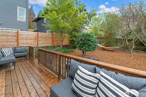 Exterior - 2620 E Roy St, Seattle, WA 98112 photo 5 of 6