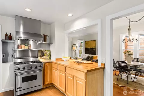 Kitchen - 2620 E Roy St, Seattle, WA 98112 photo 4 of 5