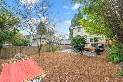 Exterior - 2620 E Roy St, Seattle, WA 98112 photo 4 of 6