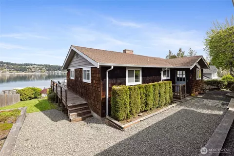 209 Bella Bella Dr, Fox Island, WA 98333