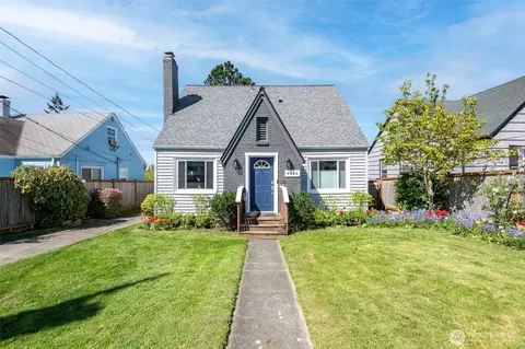4826 A St, Tacoma, WA 98408