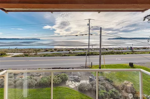 8075 Harborview Rd #206, Birch Bay, WA 98230