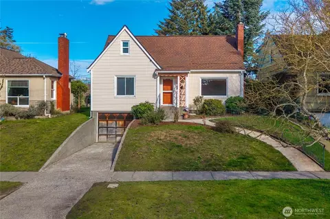 919 N Washington St, Tacoma, WA 98406