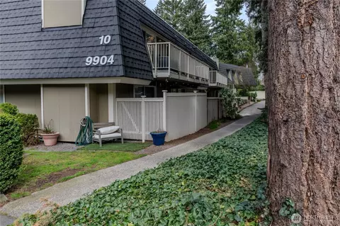 9904 NE 124th St #1005, Kirkland, WA 98034