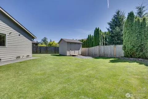 Exterior - 15624 42nd Dr SE, Bothell, WA 98012 photo 9 of 9