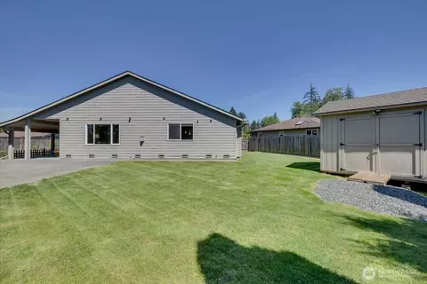 Exterior - 15624 42nd Dr SE, Bothell, WA 98012 photo 3 of 9