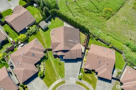 View/Area - 15624 42nd Dr SE, Bothell, WA 98012 photo 2 of 2