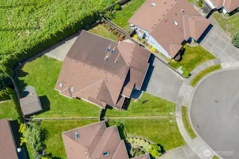 View/Area - 15624 42nd Dr SE, Bothell, WA 98012 photo 1 of 2