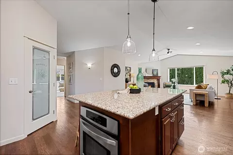 Kitchen - 15624 42nd Dr SE, Bothell, WA 98012 photo 5 of 5