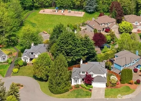 24422 SE 46th Ct, Issaquah, WA 98029
