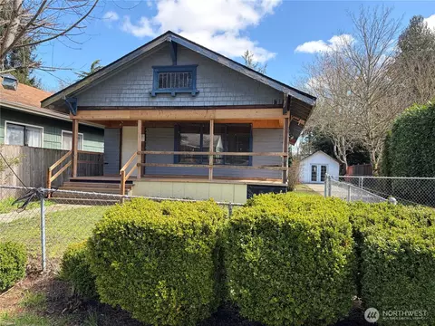 1506 Elizabeth Ave, Bremerton, WA 98337