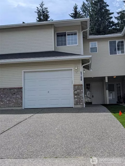 Exterior - 5708 136th St SE, Everett, WA 98208 photo 2 of 6