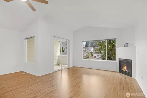 Living - 5708 136th St SE, Everett, WA 98208 photo 1 of 4