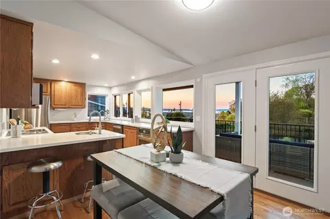 Kitchen - 3521 Upland Ave, Everett, WA 98203 photo 1 of 4