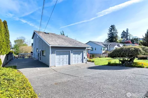Exterior - 3521 Upland Ave, Everett, WA 98203 photo 4 of 6