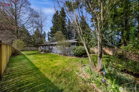 Exterior - 13014 4th Dr SE, Everett, WA 98208 photo 4 of 6